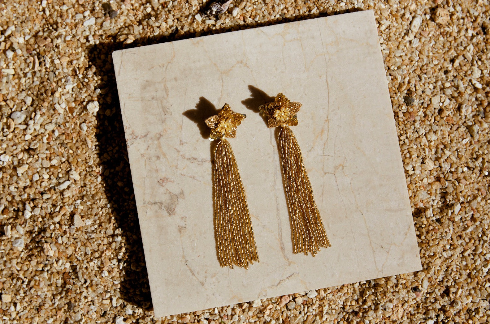 Bo & Luca Valentine Earrings Champagne