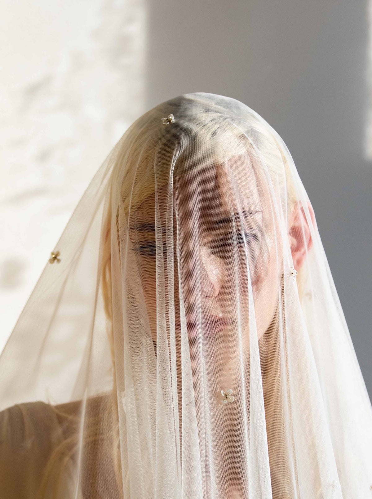 ISO the Everly veil Bo & Luca Romance in every detail of the EVERLY gown ✨ main image 4